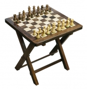 Stolik z szachami